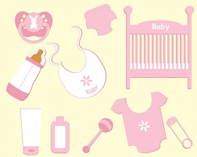 Vom Fläschchen bis zum Trinkglas – wann braucht Baby welches Trinkgefäß?